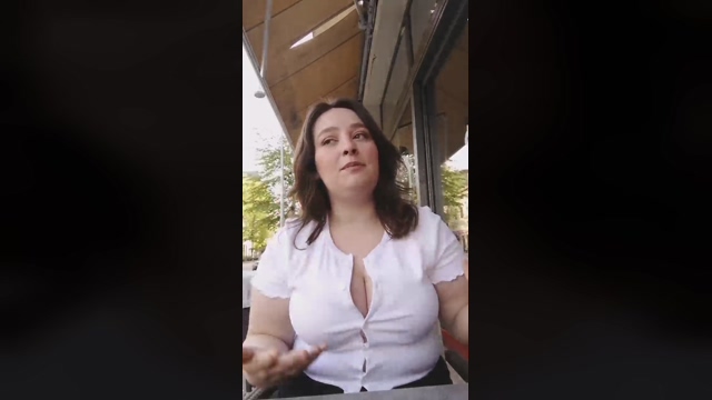 busty_girl21  25-04-2022